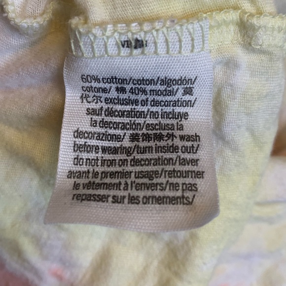 Color - Picture 3 of 3